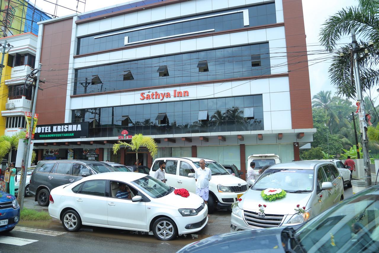 غوروفايور Sathya Inn المظهر الخارجي الصورة