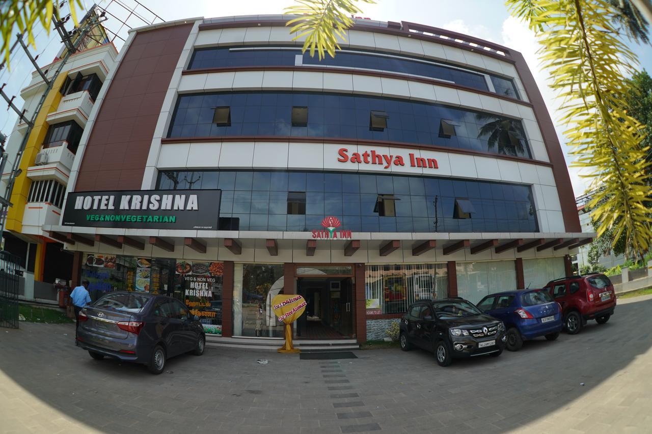 غوروفايور Sathya Inn المظهر الخارجي الصورة